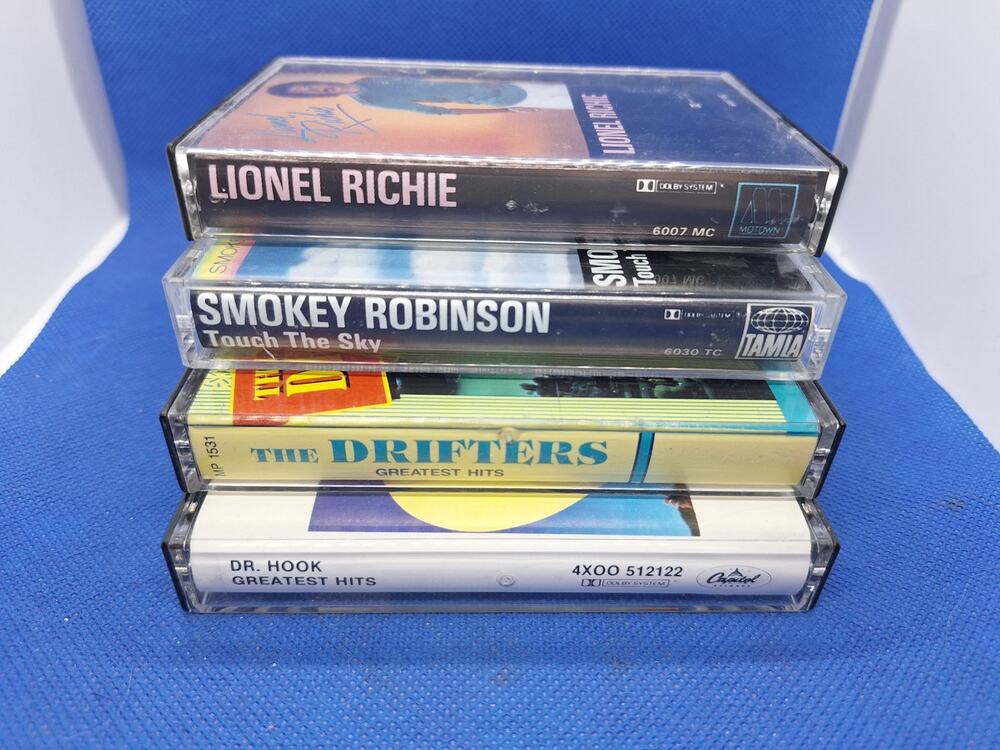 Vintage Cassette Tape Lot Lionel Richie Smokey Robinson Dr Hook Drifters 4